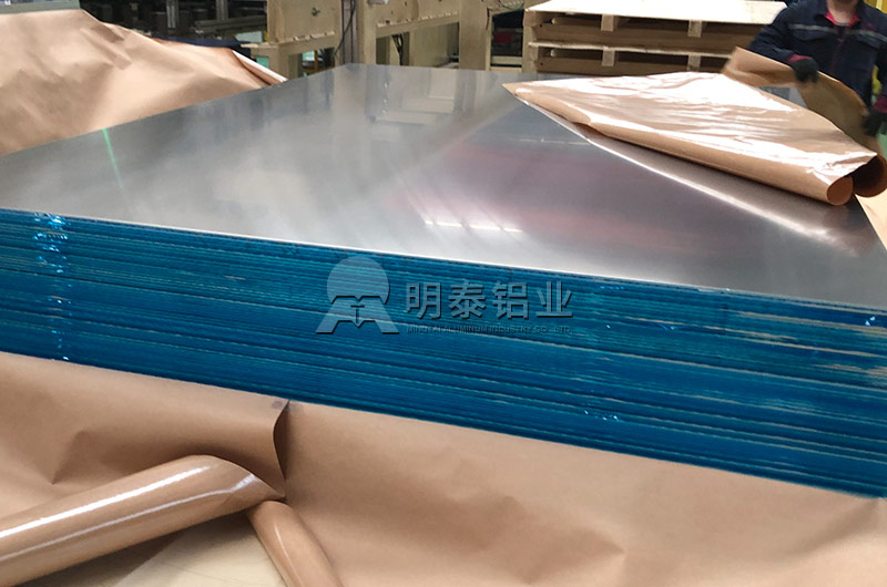广东电池托盘用铝合金板带规格有哪些？具体价格多少